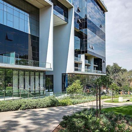 יוהנסבורג The Park Central Residence - With Generator מראה חיצוני תמונה