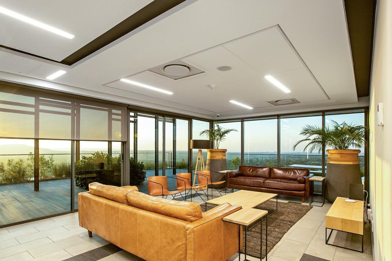 יוהנסבורג The Park Central Residence - With Generator מראה חיצוני תמונה