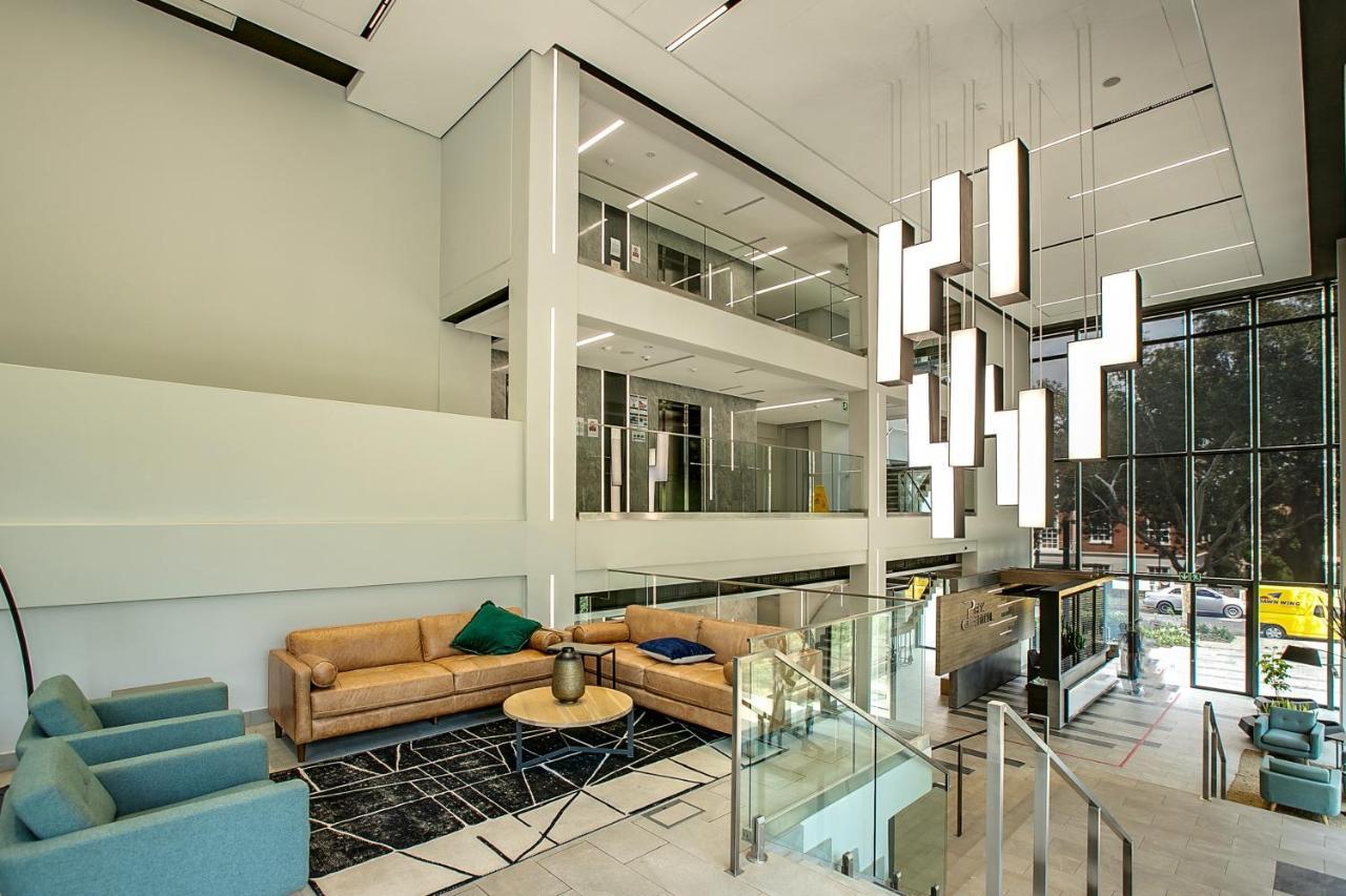 יוהנסבורג The Park Central Residence - With Generator מראה חיצוני תמונה