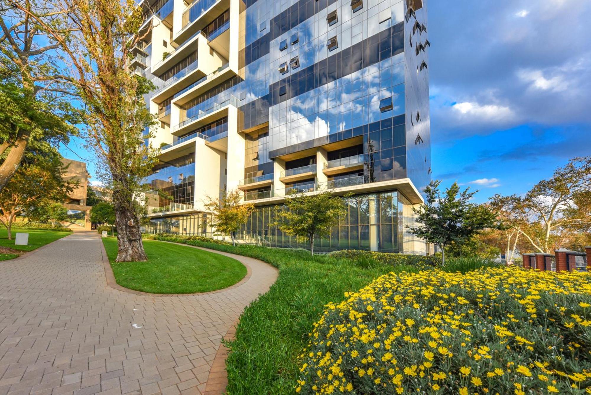 יוהנסבורג The Park Central Residence - With Generator מראה חיצוני תמונה